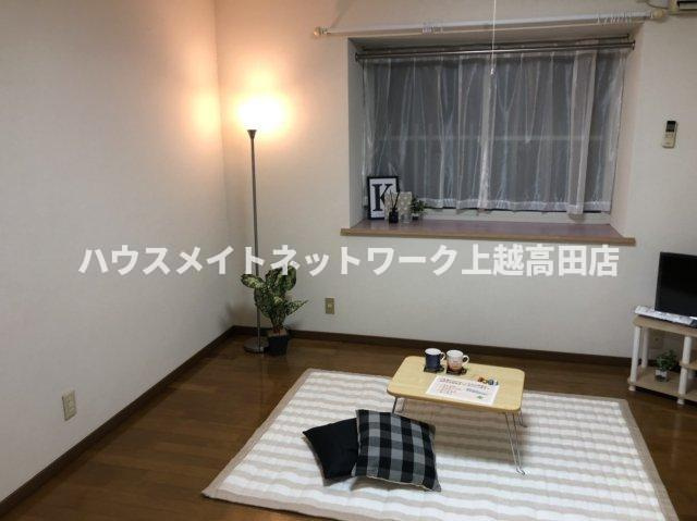 フローラハイツの洋室|洋室（６帖）