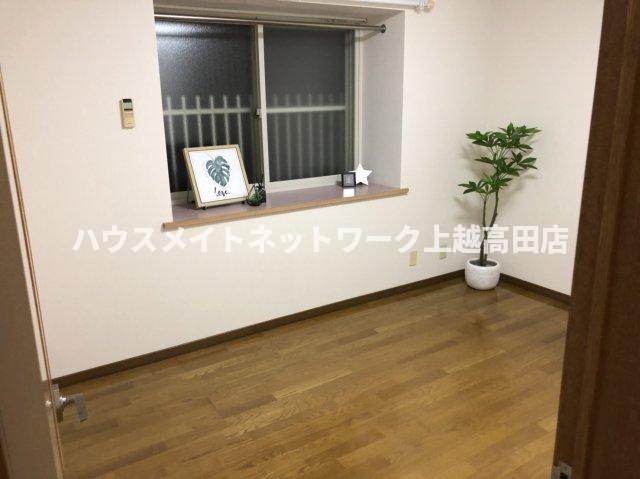 フローラハイツの洋室|洋室（６帖）