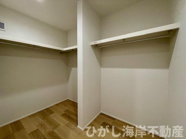 平塚市出縄　新築戸建　の設備|3.5帖　ファミリークローゼット