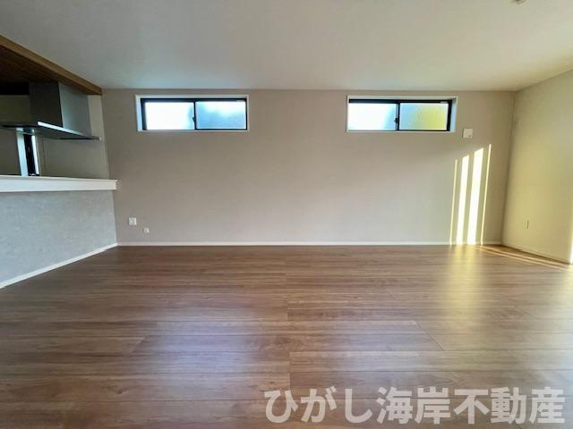 平塚市豊田宮下　新築戸建　全6棟の居間・リビング|21.7帖　LDK