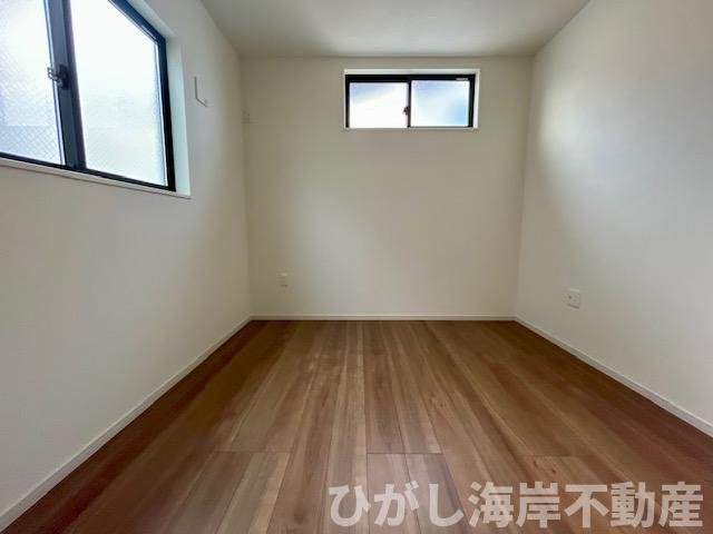 平塚市豊田宮下　新築戸建　全6棟の寝室|5.2帖　納戸