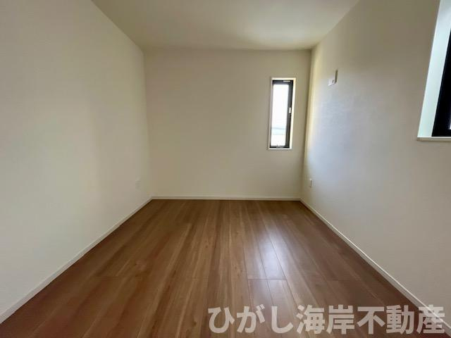 平塚市豊田宮下　新築戸建　全6棟の内装|6帖　納戸