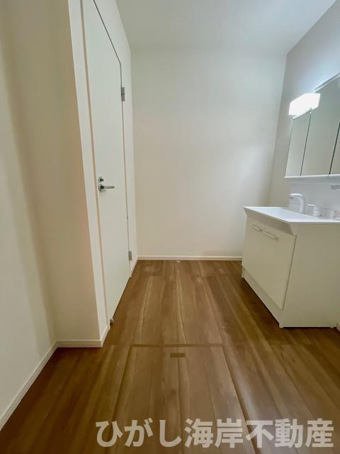 平塚市豊田宮下　新築戸建　全6棟の脱衣所|脱衣スペース