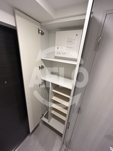 エスリードレジデンス大阪谷町ザ・マークスの収納|エスリードレジデンス大阪谷町ザ・マークス　シューズボックス