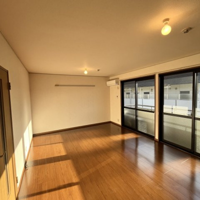 【居間・リビング】 | EAST NONAMI弐番館