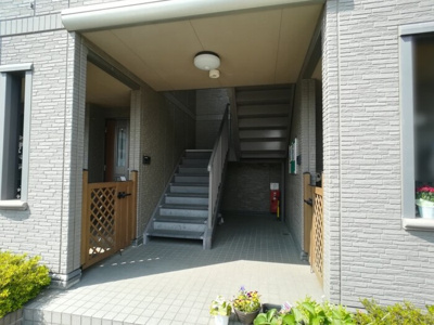 【エントランス】 | ヴァンクール Ｂ | エントランス