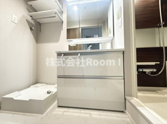 【洗面所】 | 【ペット共生】ＨＥＢＥＬ　ＭＡＩＳＯＮ　中野町・旭化成ヘーベルメゾンHEBEL HAUS | コンパクトで使いやすい洗面所