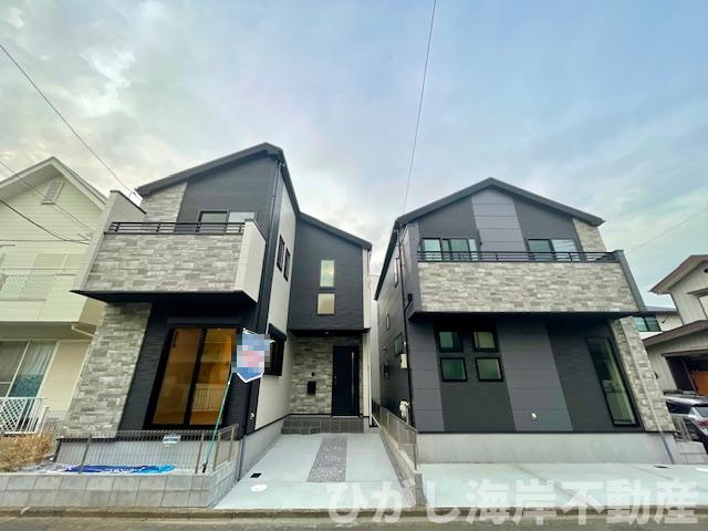 茅ヶ崎市小和田３丁目　新築戸建　全２棟の前面道路含む現地写真|現地外観