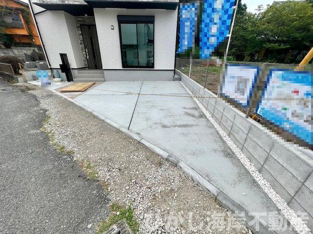茅ヶ崎市代官町　新築戸建の駐車場|駐車スペース
