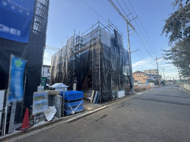 所沢市東狭山ケ丘1丁目・全4棟　新築一戸建　3号棟の外観|建築中現地写真(2025年10月2日撮影)