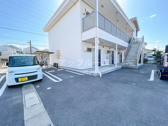 Surplus ITOⅡの駐車場