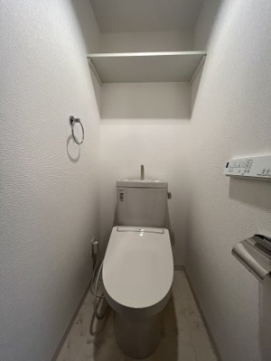 【トイレ】 | エスリードコート難波ウエスト | エスリードコート難波ウエスト　温水洗浄便座