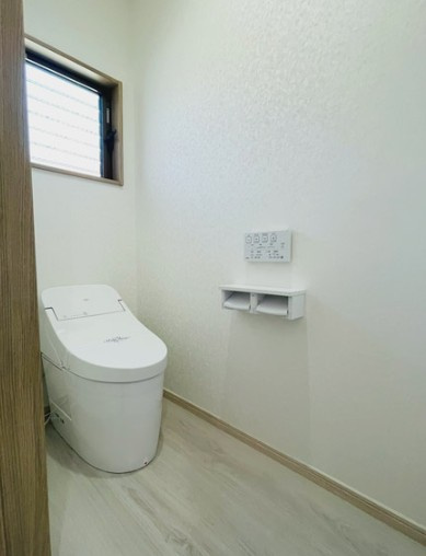 【トイレ】 | 茅ヶ崎市香川６丁目中古戸建