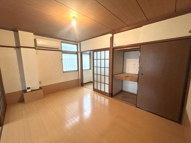 宮内マンションの居間・リビング