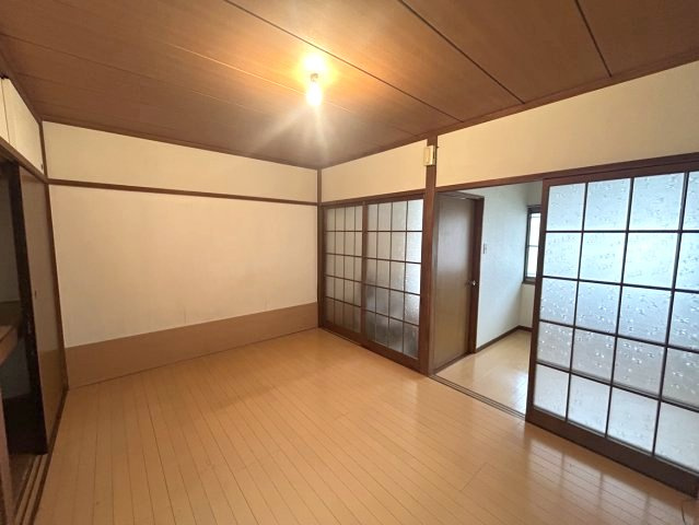 宮内マンションの洋室