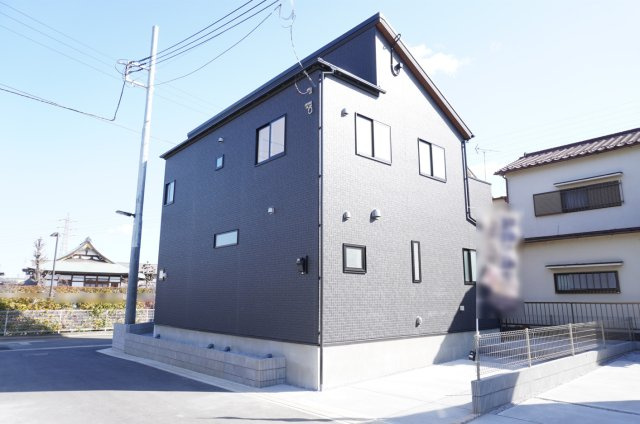 草加市新里町 新築分譲住宅 全5棟 4号棟の外観
