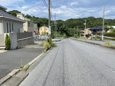 【その他】 | クィーンヒル | 前面道路