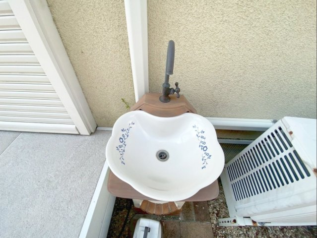 糟屋郡篠栗町中央５丁目 中古戸建の設備|外でのちょっとした作業に使える便利な外水栓です！