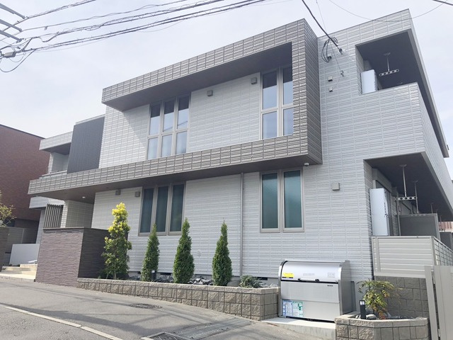 コスモ横濱山手の外観