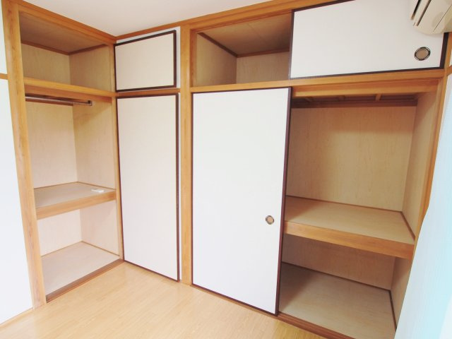 幸町戸建の収納