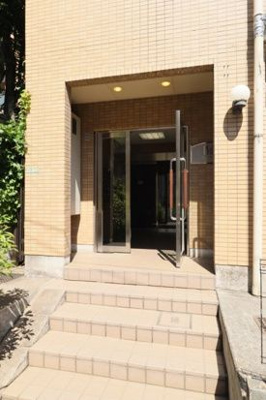 【エントランス】 | プレール明大前