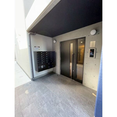 【エントランス】 | ジーイーオンズ