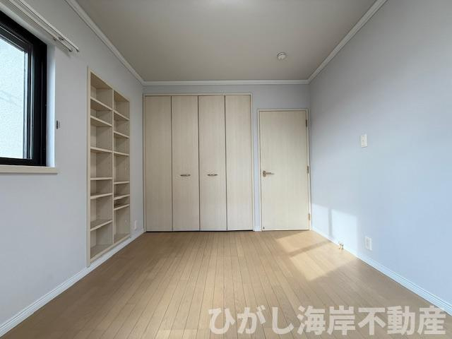 茅ヶ崎市高田4丁目　中古戸建の寝室|新規リフォーム完了！　6帖　洋室