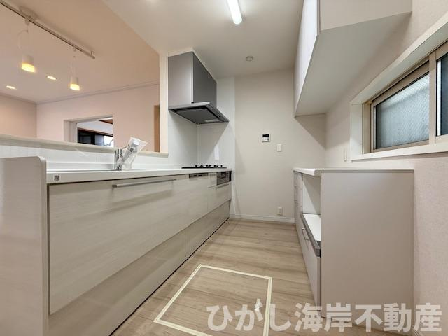 茅ヶ崎市高田4丁目　中古戸建のキッチン|新規リフォーム完了！　キッチンスペース