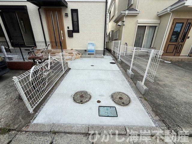 茅ヶ崎市高田4丁目　中古戸建の駐車場|駐車スペース