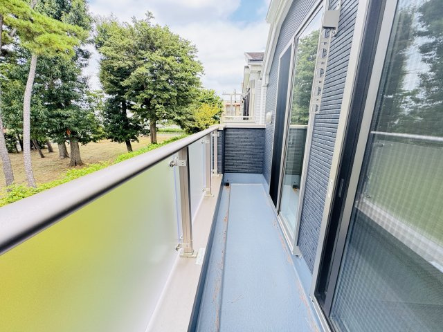 柏市西原１丁目新築戸建（西原１期）のバルコニー|南西向きワイドバルコニー