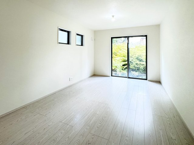 柏市西原１丁目新築戸建（西原１期）の居間・リビング|18.2帖リビングダイニングキッチン