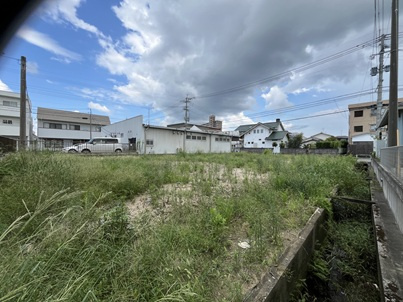 津福本町土地の外観