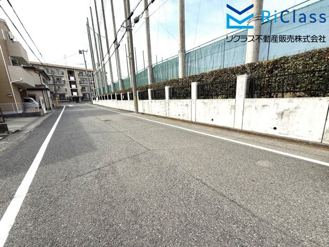 中古戸建　神戸市長田区房王寺町1丁目4の前面道路含む現地写真|前面道路含む現地写真です
