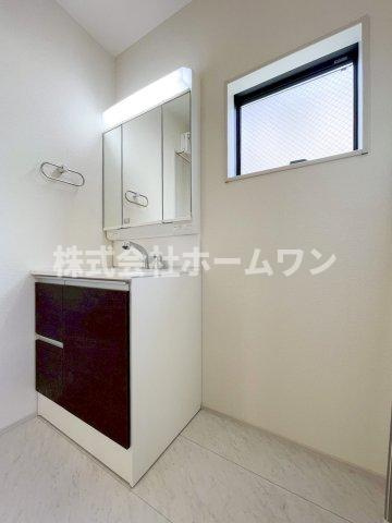 瑞穂町西松原第2　新築戸建の独立洗面台