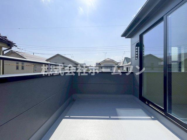 瑞穂町西松原第2　新築戸建のバルコニー