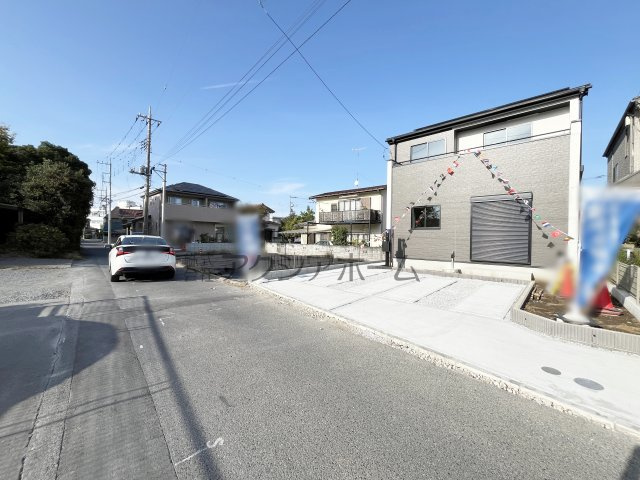 入間市扇台1丁目・全1棟　新築一戸建　の前面道路含む現地写真