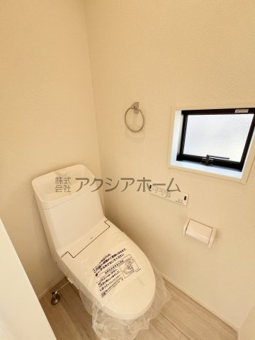 入間市扇台1丁目・全1棟　新築一戸建　のトイレ|2階　トイレ