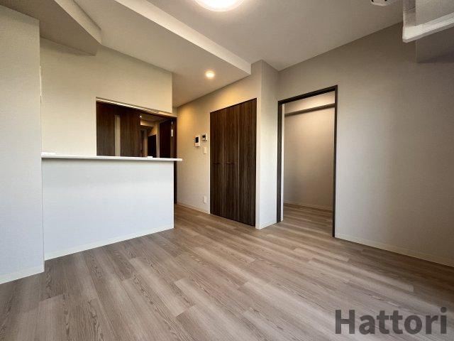 ArtizA京橋WESTの居間・リビング