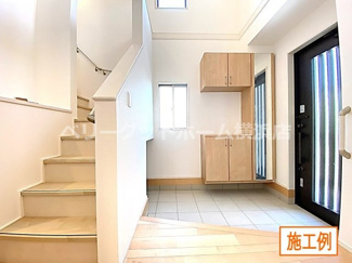 【内観：施工例】 | 町田市木曾西　全4棟/今回販売2棟（2号棟） | 同施工会社施工例写真（玄関）