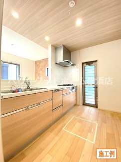 【内観：施工例】 | 町田市木曾西　全4棟/今回販売2棟（2号棟） | 同施工会社施工例写真（キッチン）