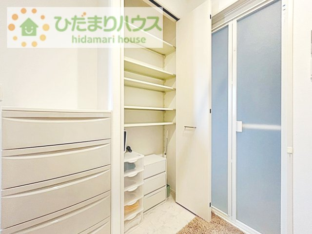 【収納】 | 笠間市鯉淵　中古戸建 | 洗面所のリネン庫はタオルや肌着類などの収納に便利です！！