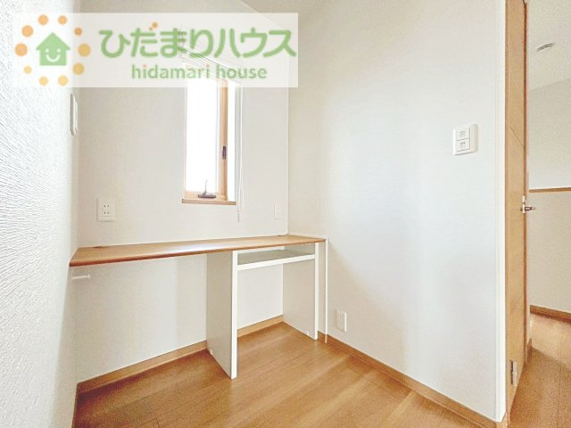 【設備】 | 笠間市鯉淵　中古戸建 | 集中したい方に！スタディカウンター完備！