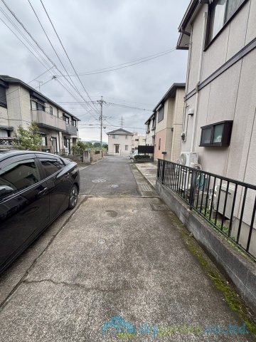 小田原市蓮正寺　中古戸建の駐車場