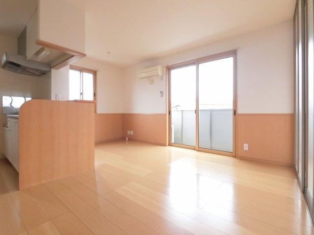 【居間・リビング】