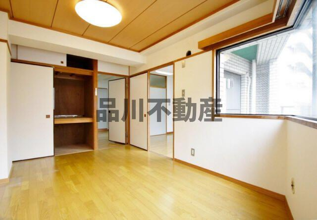 【寝室】 | ブランモンターニュ石坂