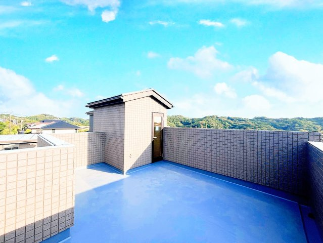 鎌倉市梶原3丁目　新築戸建てのバルコニー|◆一息つくための憩いの場として。お洗濯ものを干す空間として。ガーデニングエリアとして。多様にご利用いただける空間です。
