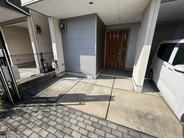 庄内宝町2丁目貸家のエントランス