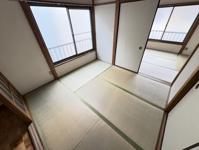 第二日の出荘の居間・リビング