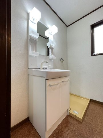 池上ハイツＢの洗面所|スペースが確保できる洗面所です