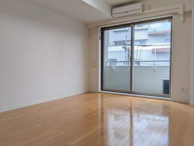 アイビーテラスの居間・リビング|ゆったりとした居間です